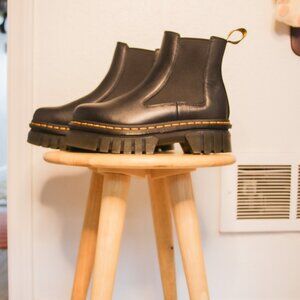 Smooth Leather Platform Chelsea Boots